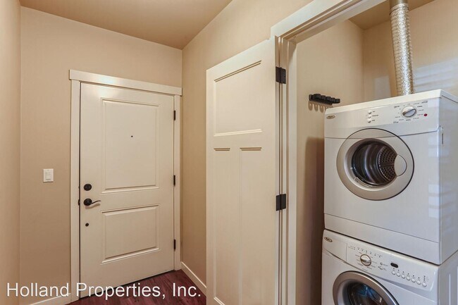 Foto del edificio - 1 br, 1 bath House - 13905 SW Meridian St....