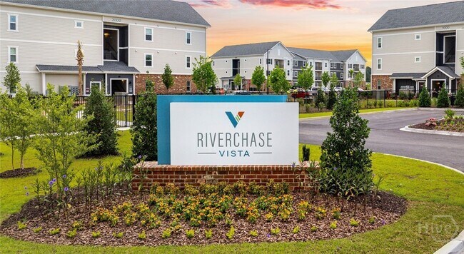 Foto del edificio - 1000 Chatham Center Dr