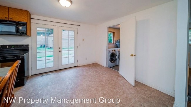 Building Photo - 3 br, 1 bath House - 29003 Grandview Rd.