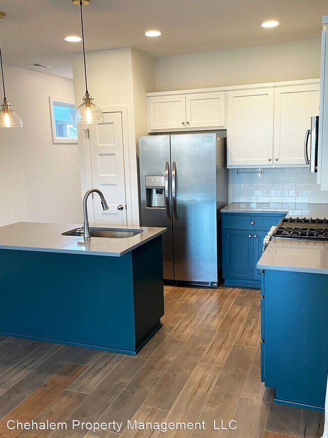 Building Photo - 3 br, 2.5 bath House - 519 S. Wynooski St.