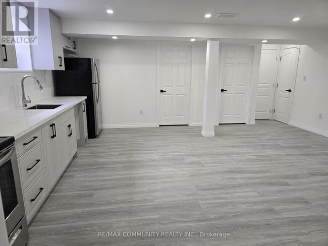 Photo du bâtiment - 19 Stonecrest Blvd