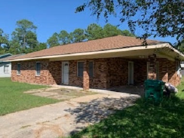 Building Photo - 812 Amar St