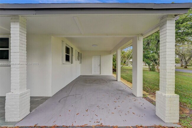 Foto del edificio - 101 SW 53rd Ave