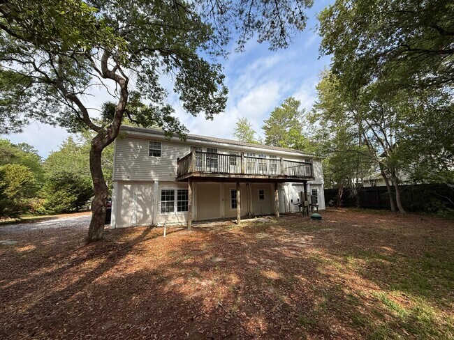 Building Photo - 72 Pisces Dr