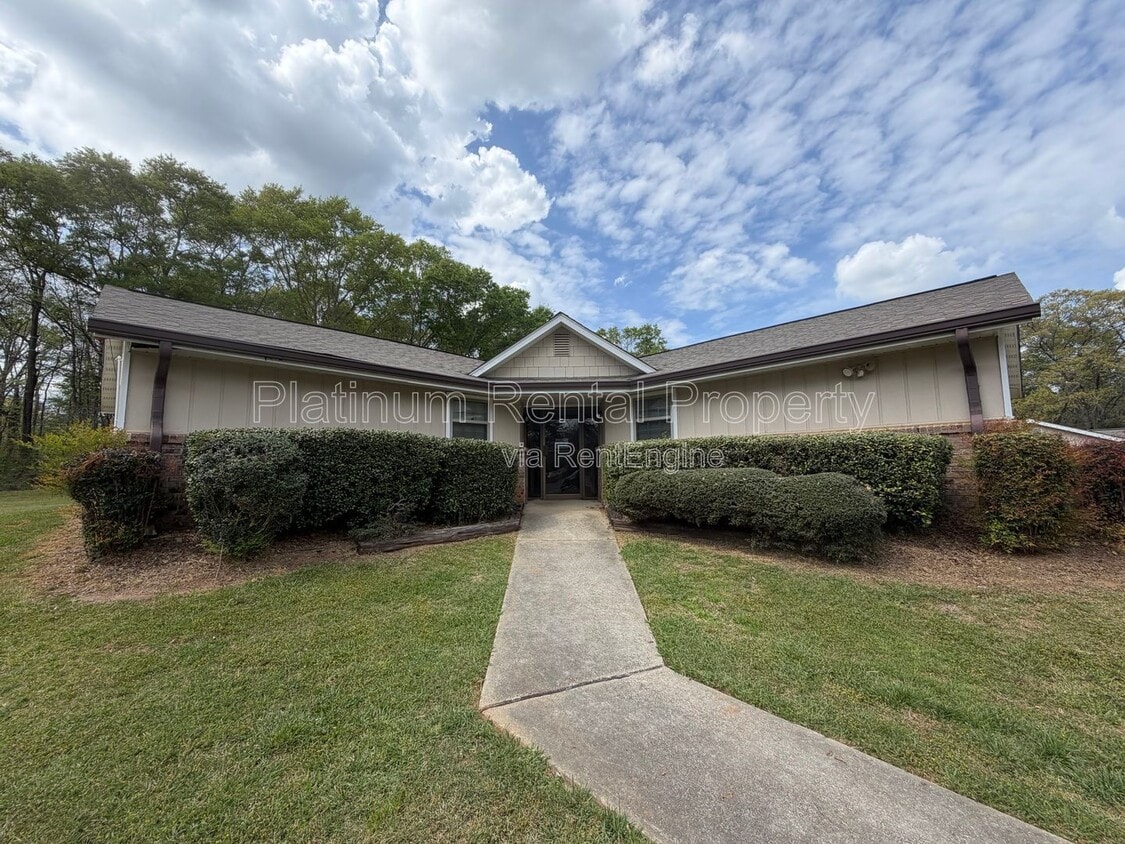 Photo - 1492 Waverly Way