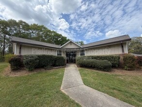 Building Photo - 1492 Waverly Way