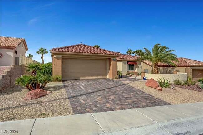 Building Photo - 11036 Clear Meadows Dr