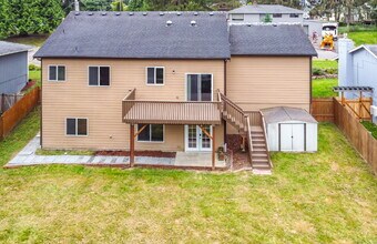 Building Photo - 12442 SE 270th St