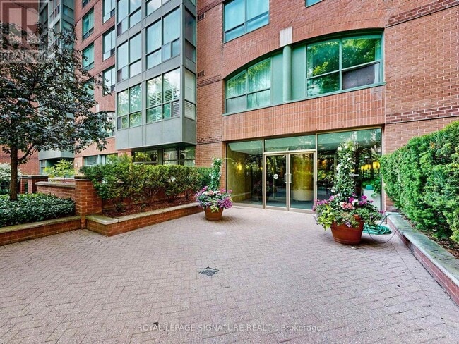 Building Photo - 95 Prince Arthur Ave