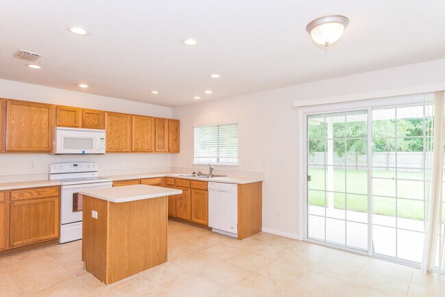 Foto del edificio - 7166 Newman Lake Ct