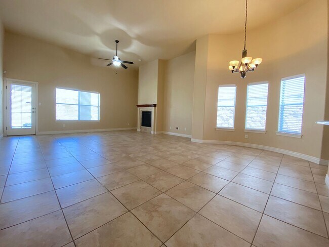 Foto del edificio - Sandstone Ranch Estates 3 bed with Refrig A/C