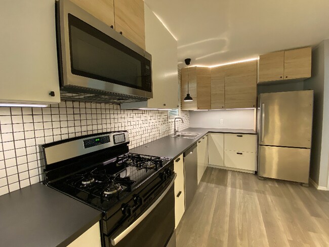 Foto del edificio - 220 W Corbin St
