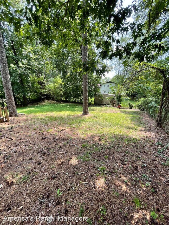 Foto del edificio - 4 br, 1.5 bath House - 5079 Darlene Drive