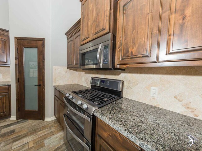 Building Photo - 3743 S Tillman Way