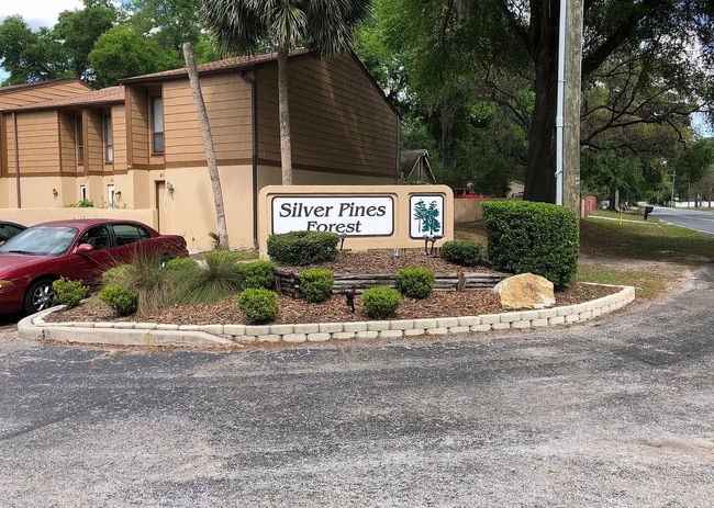 Building Photo - 2108 Northeast 38th Avenue Building Photo - 2108 Northeast 38th Avenue