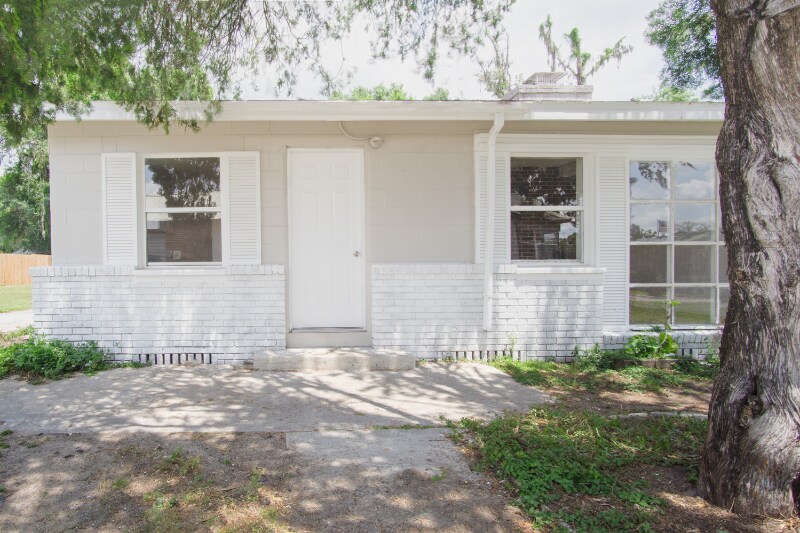 Primary Photo - 37701 Primo Dr