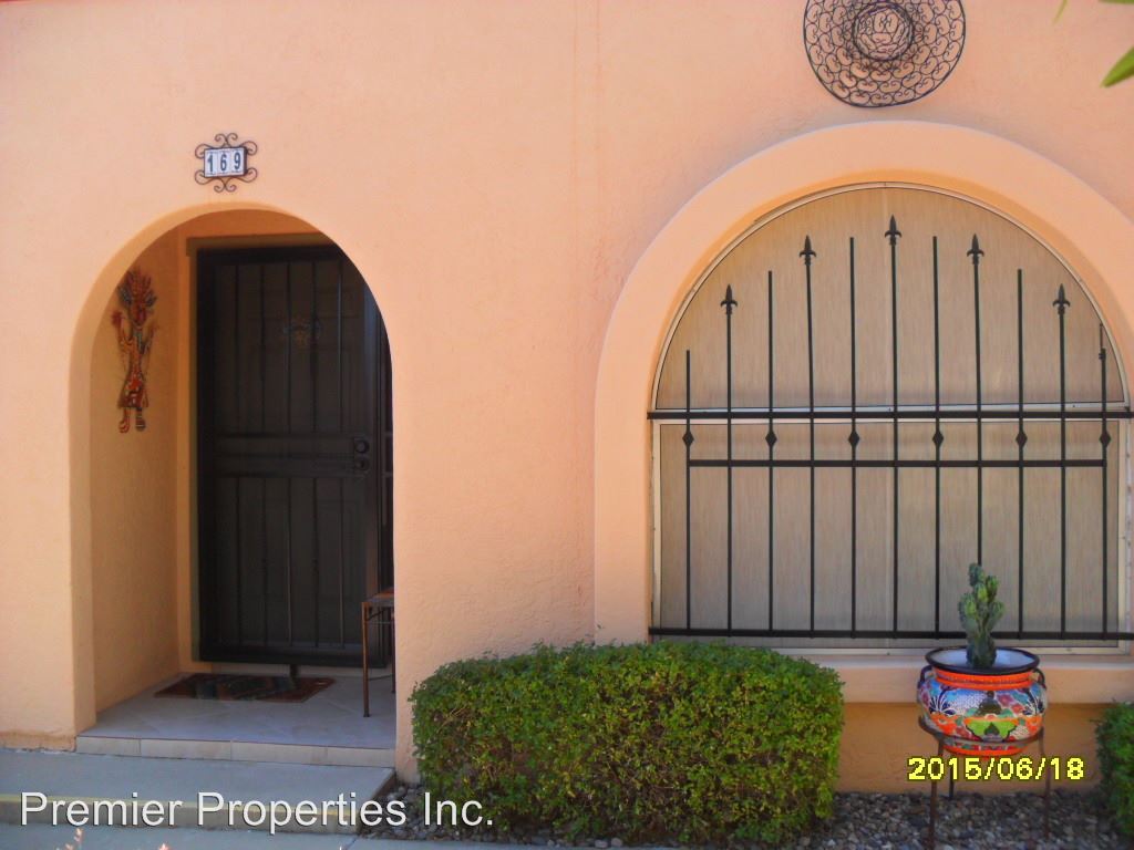Primary Photo - 169 W Calle del Ano