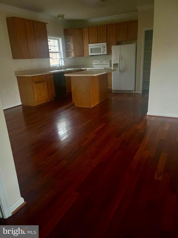 Foto del edificio - 90 Chelsea Manor Ln