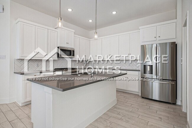 Foto del edificio - 406 Park Hill Ct