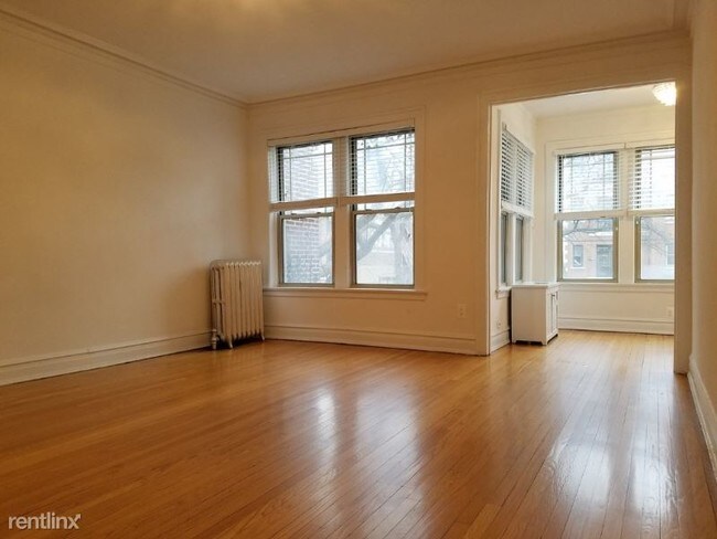 Foto del edificio - 7000 N Sheridan Rd