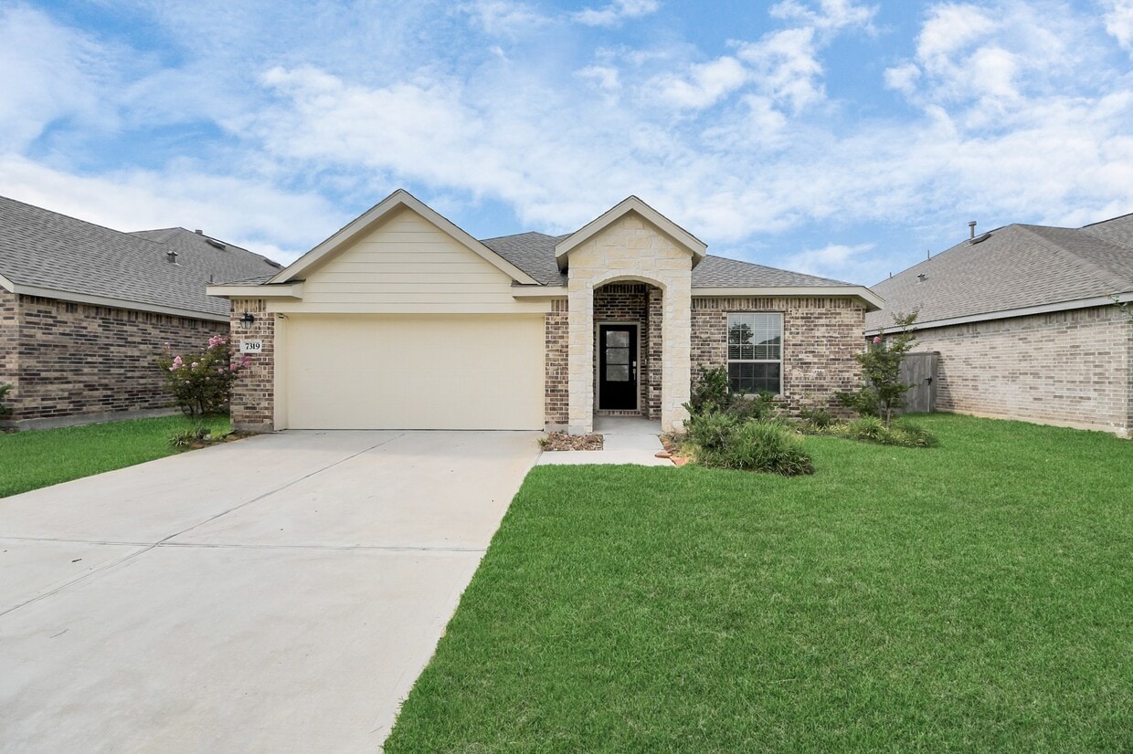 Primary Photo - 7319 Bridal Ranch Dr