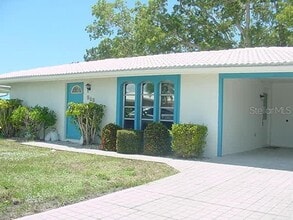 Building Photo - 533 Circlewood Dr