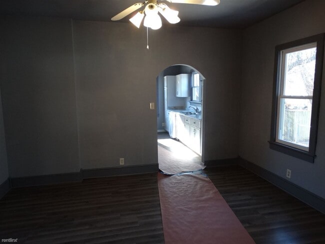 Building Photo - 3 br, 2 bath House - 3415 Washington Avenue