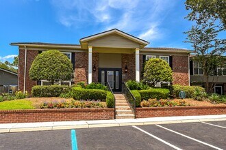 Building Photo - Park Place