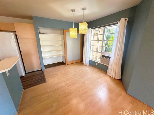 Building Photo - 468 Mananai Pl