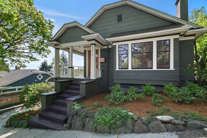 Primary Photo - Charming Renovated Leschi Craftsman