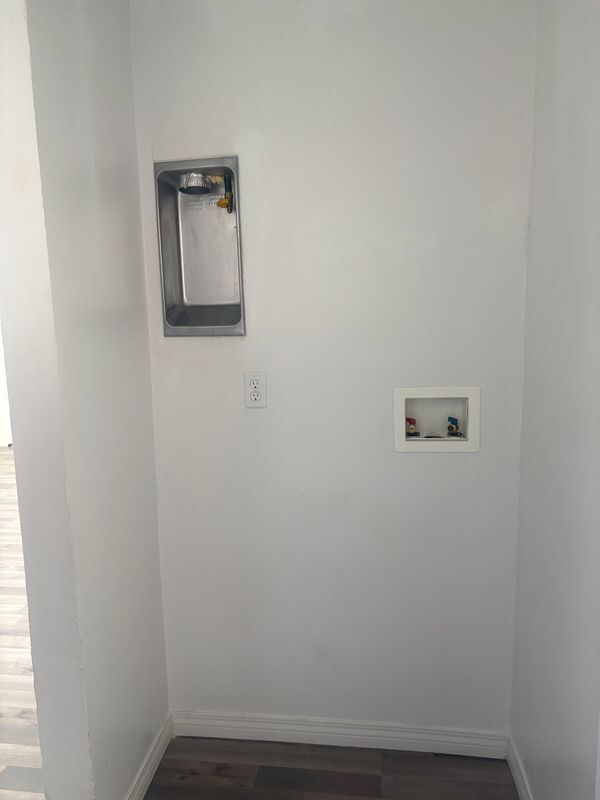 Foto del edificio - 1124 Ramona Ave N
