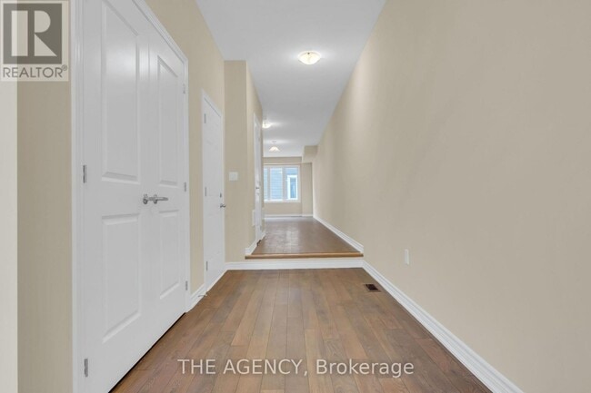 Photo du bâtiment - 13 Steer Rd