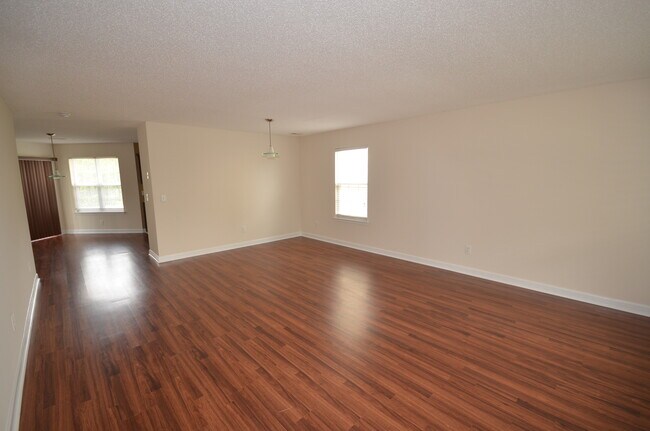 Building Photo - 14212 Bernardy Ln