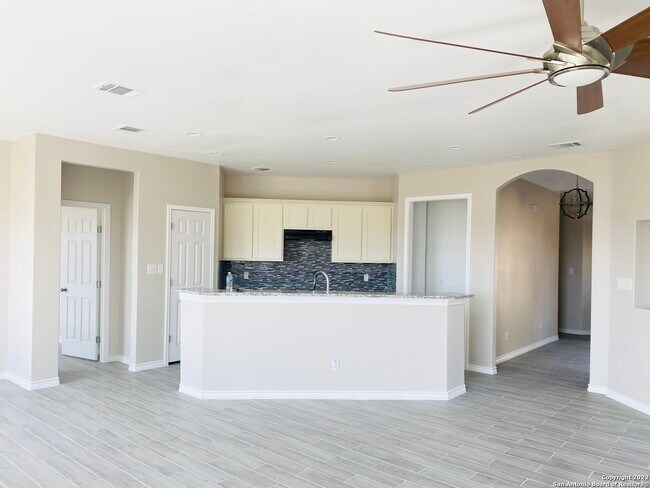 Foto del edificio - 13508 Cranbrook