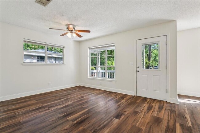 Foto del edificio - 28547 Canal Dr