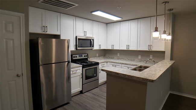 Foto del edificio - 6108 Abrams Rd