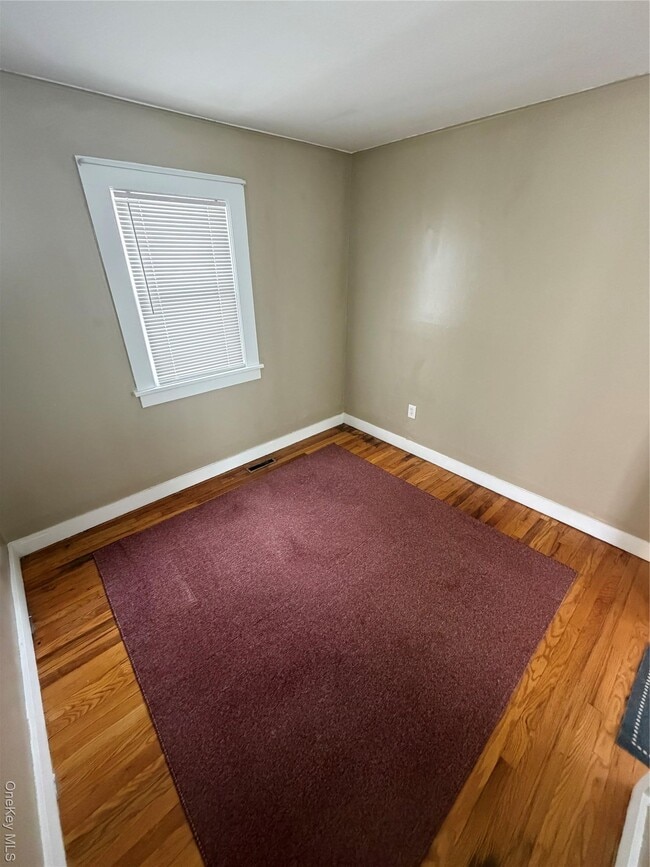 Building Photo - 216 Old Rte 22