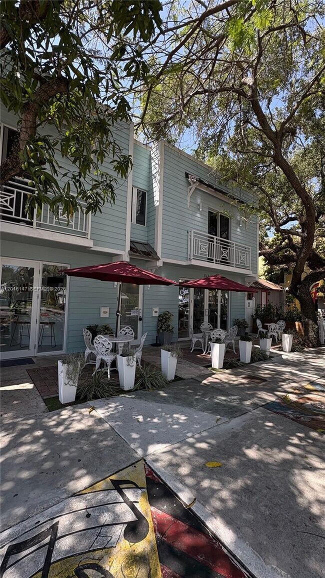Foto del edificio - 3872 Grand Ave