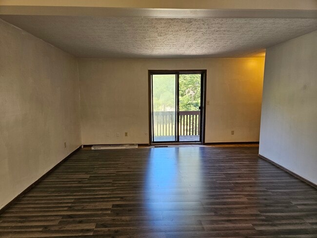 Kitchen out towards living room - 508 State Mill Rd
