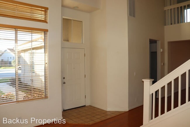 Building Photo - 4 br, 3 bath House - 5 Cabernet Circle