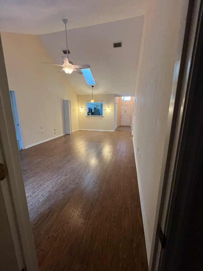 Building Photo - 3211 NW 103rd Dr