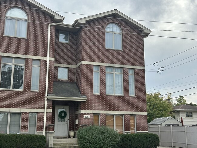 Foto del edificio - 9207 Gerritsen Ave