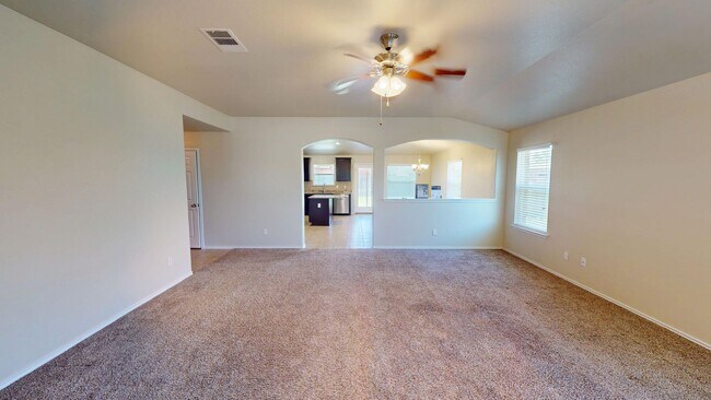 Foto del edificio - Pre-Holiday Move-In Special!!! Wonderful 3...