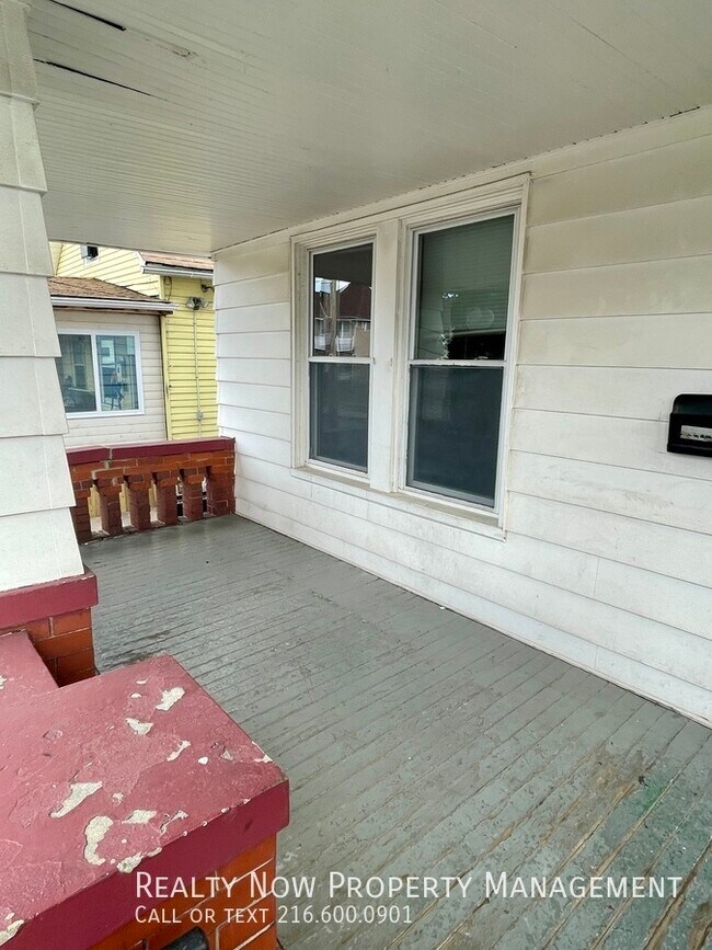 Foto del edificio - 3275 W 31st St