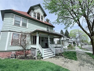 Building Photo - 10 Jewett Ave