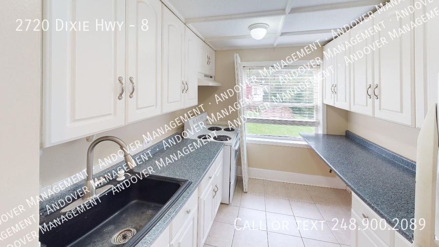 Primary Photo - Silver Lake Apartments - Beautiful lake vi...