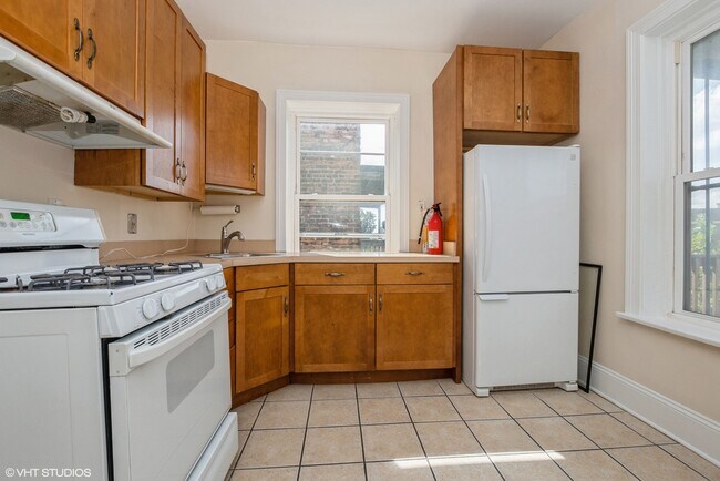 Foto del edificio - 4732 S St Lawrence Ave