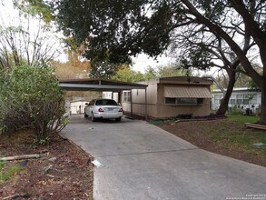 Building Photo - 8454 Braewick Dr