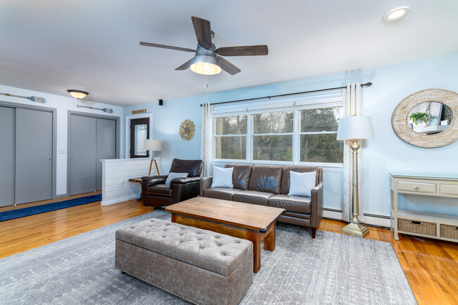 Foto del edificio - 310 Bailie Beach Rd