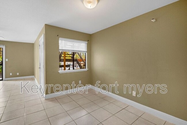 Foto del edificio - 2905 Winkler Ave